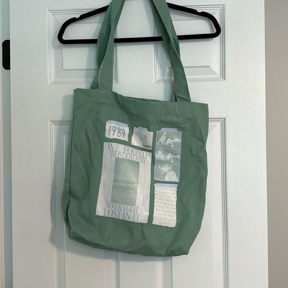Taylor Swift 1989 (Taylor’s Version) Wonderland canvas tote